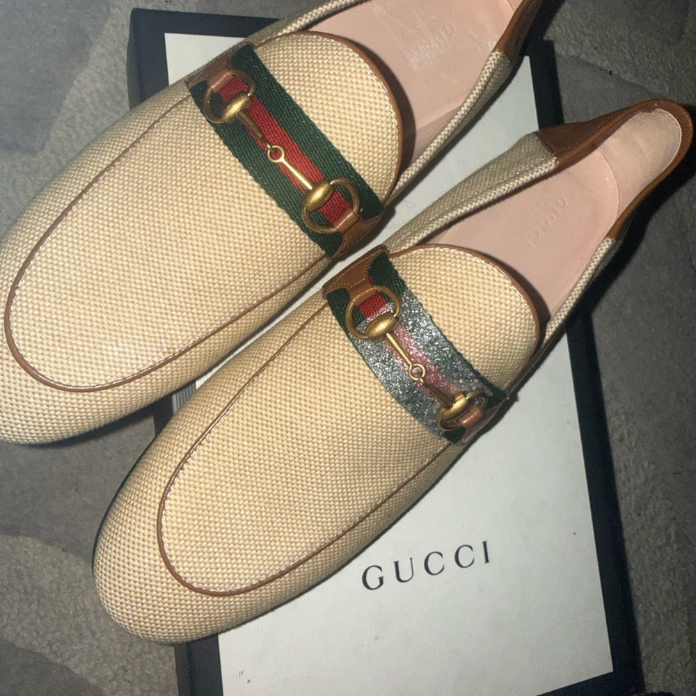 Gucci Tan and Brown Loafers with Green Accent - Picture 10 of 16